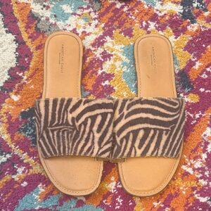 American Eagle Outfitters Zebra Pattern Sandals - Tan and Brown Size 8